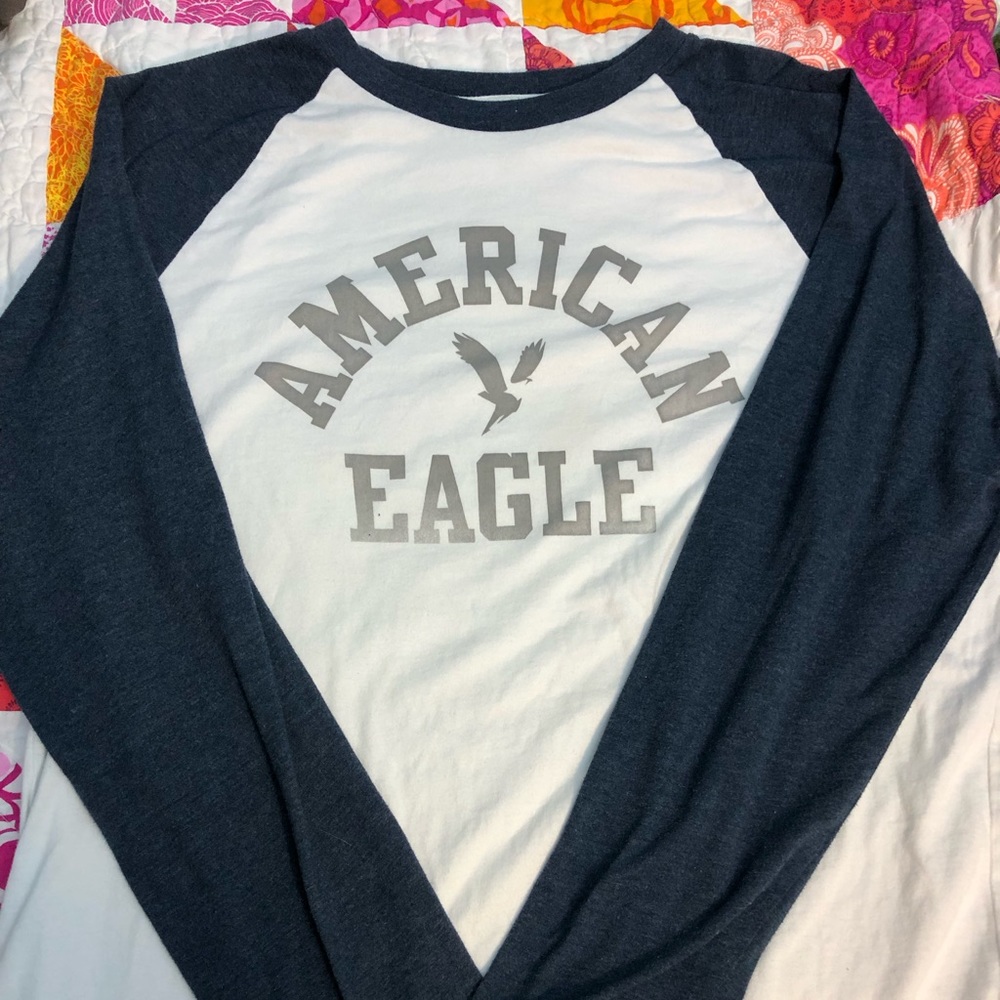 🌟 American Eagle Long Sleeve Shirt
